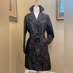 A very flattering leopard print raincoat by Ellen Tracy.